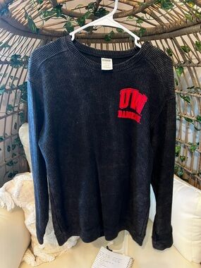 PINK Victoria's Secret women’s UW Badger sweater